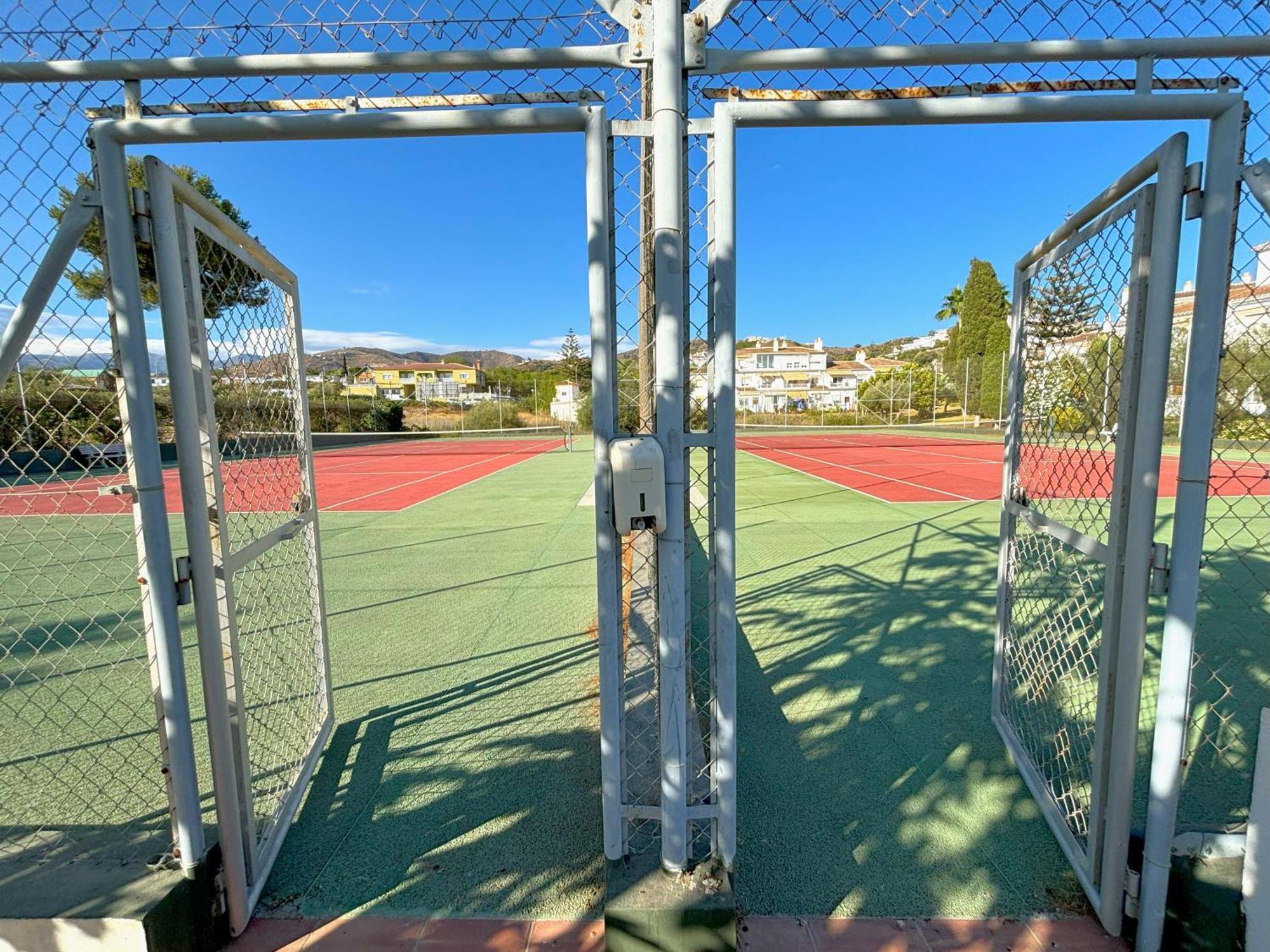Evans Realty Bb Adosado & Piscina & Tenis & Jardines Торрокс-Коста Экстерьер фото